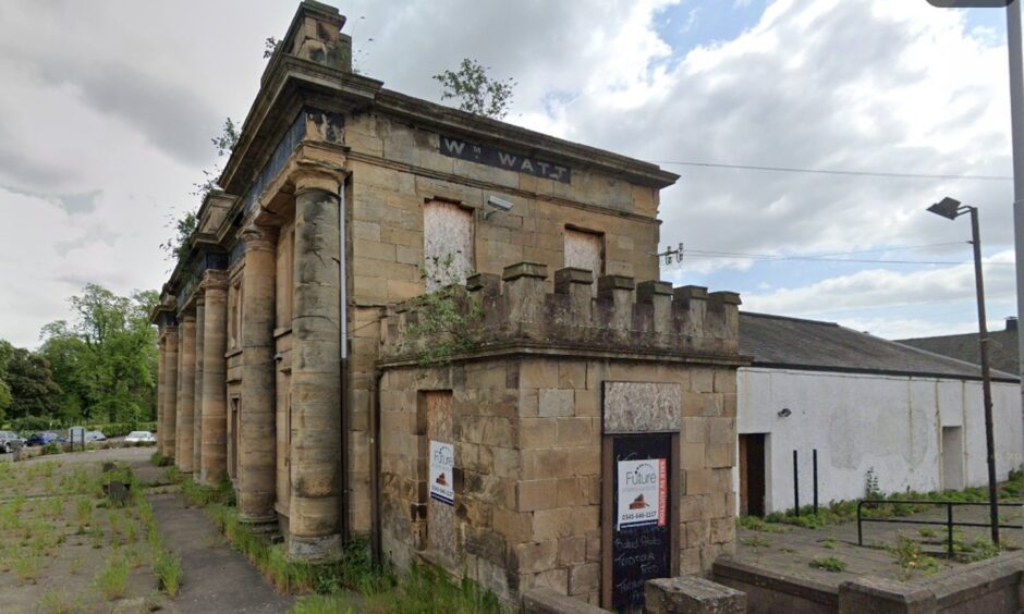 The white nightclub extension at the rear of the Watts of Cupar building will be demolished if plans are approved.