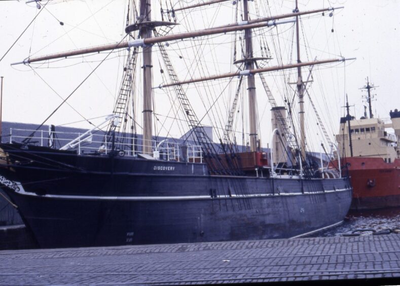 RRS Discovery ship in Dundee in 1987.