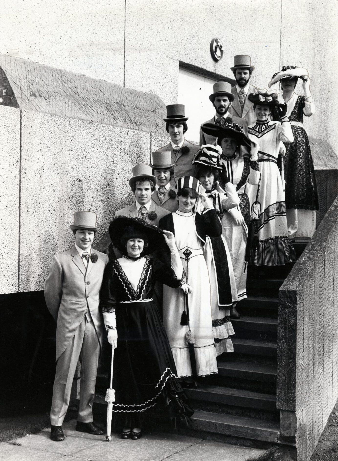 People in costume for the Royal Ascot scene 
