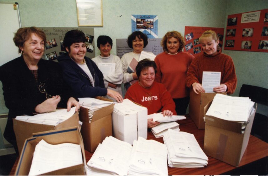 7 volunteers who were producing the Charleston community newsletter