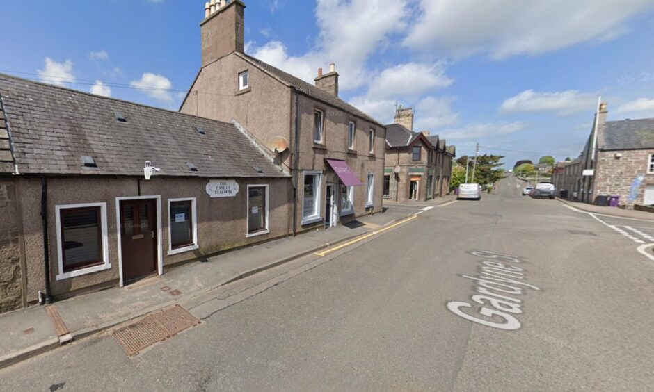 Letham tearoom house conversion plan approved.