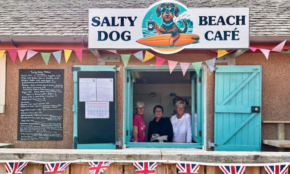 Pictured, from left to right, Fiona Ramsey, Anne Ramsey and Jane Taylor at Salty Dog Beach Cafe. Image: Supplied