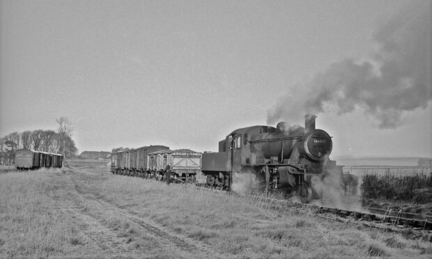 The Carmyllie Pilot shunting sugar beets during winter