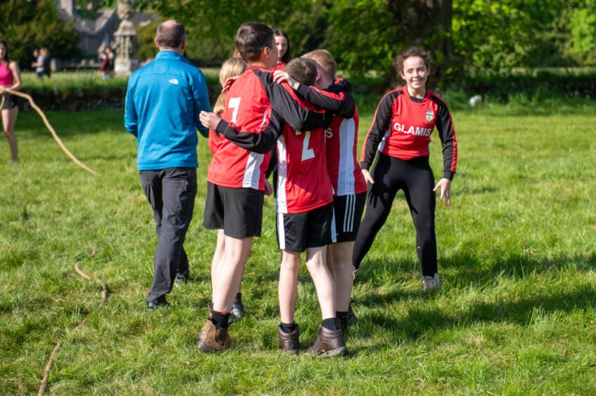 Angus schools tug o' war at Glamis Castle.