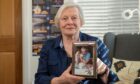 Joy Milne with a picture of her late husband Les. Image: Kim Cessford/DC Thomson.