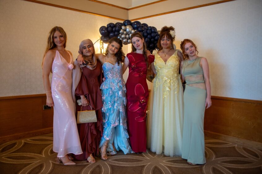 Ema Jurgaityte, Naveeha Saber, Sophie Valentine, Dominika Skibinska and Cara Valentine.