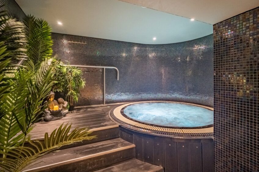 The Jacuzzi at Kinnettles Hotel.