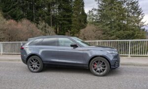 The Range Rover Velar on Garry Bridge. Image: Eilidh Moir.