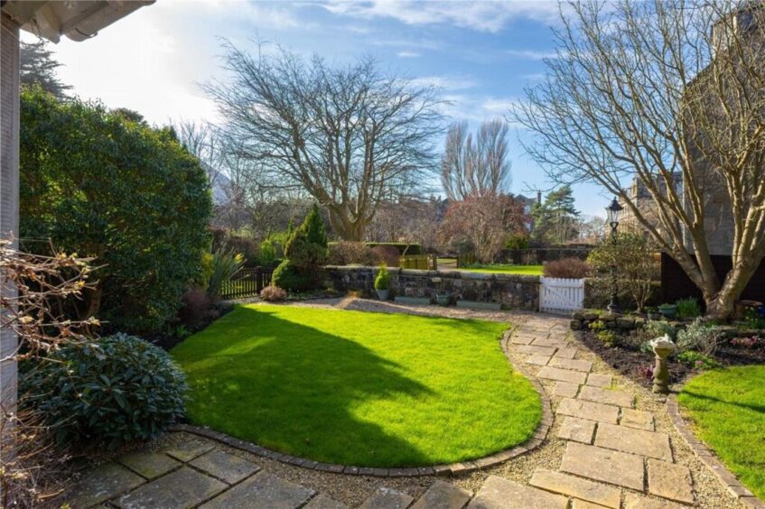 The front garden.