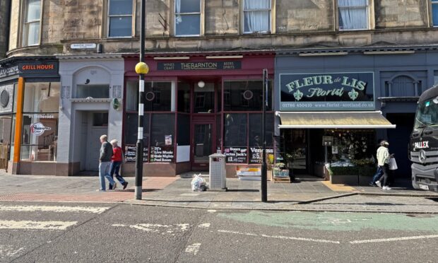 We investigate some of Stirling's long-empty shopfronts. Image: Ethan Claridge/DC Thomson
