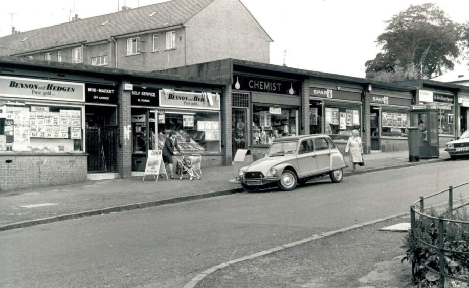 Spar was among the shops on Brownhill Road in June 1982. People walk past the parade.