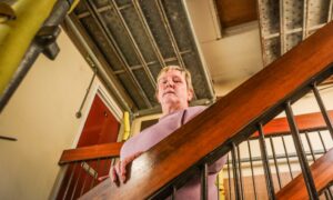 Arlene Jeffrey inherited her mum's flat after her death last year but has since found it has Raac. Image: Mhairi Edwards/DC Thomson.