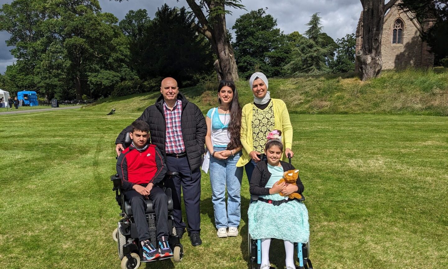 Alhamdan family.