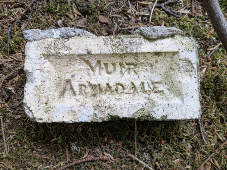 Muir Armadale brick in Bellaty Lodge