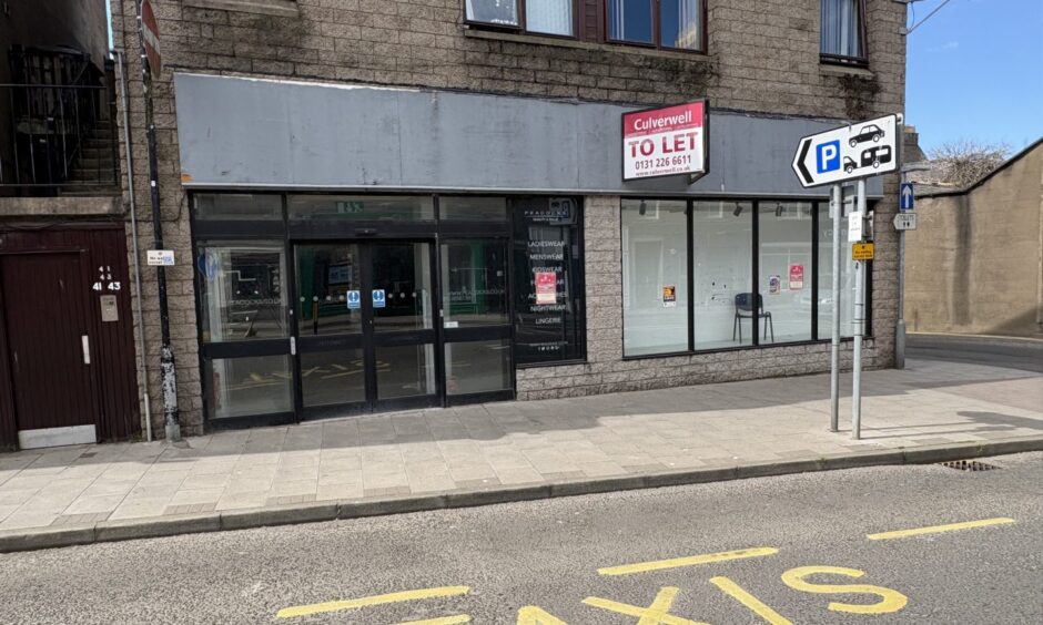 Former Peacocks fashion store on Castle Street in Forfar.