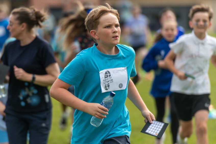 Langlands Primary School Race for Charlie in memory of 11-year-old former pupil.
