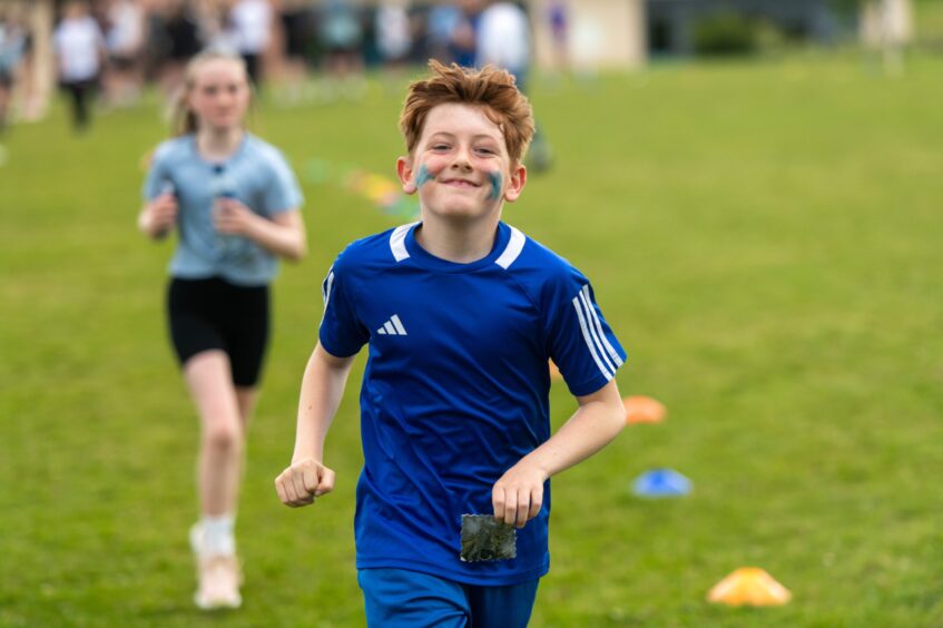 Langlands Primary School Race for Charlie in memory of 11-year-old former pupil.