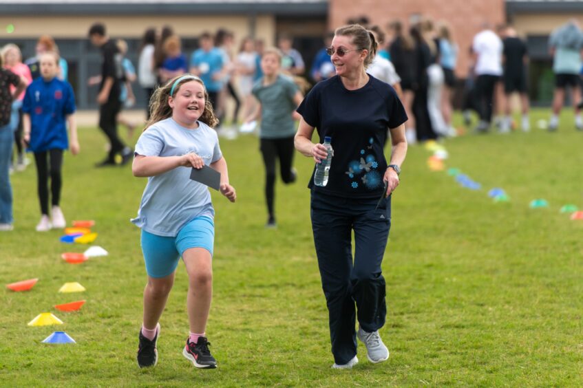 Langlands Primary School in Forfar staged a Race for Charlie in memory of a former pupil.