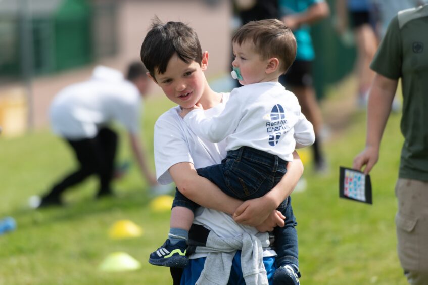Langlands Primary School Race for Charlie in memory of 11-year-old former pupil.