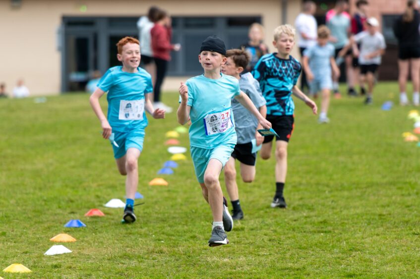Langlands Primary School Race for Charlie in memory of 11-year-old former pupil.