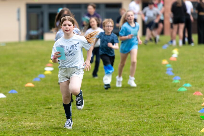 Langlands Primary School Race for Charlie in memory of 11-year-old former pupil.