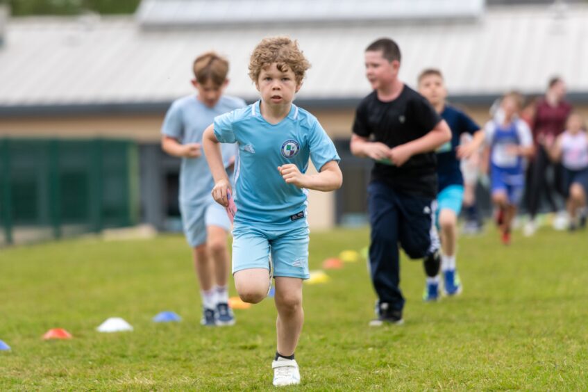 Langlands Primary School Race for Charlie in memory of 11-year-old former pupil.