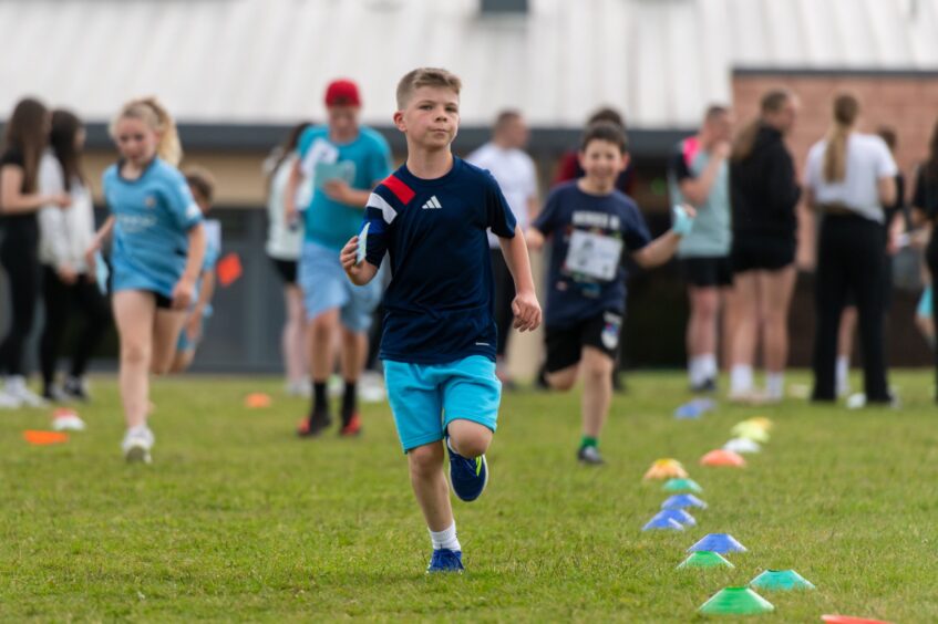 Langlands Primary School Race for Charlie in memory of 11-year-old former pupil.