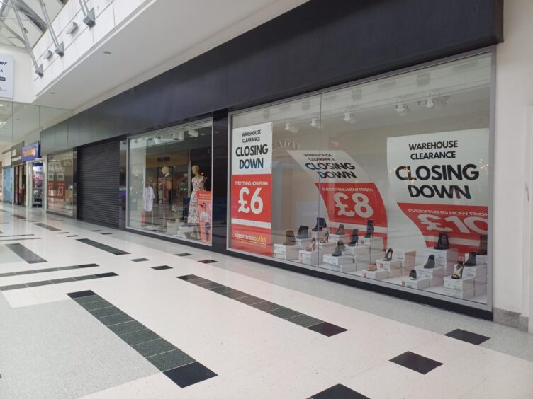 The unit was most recently a Clearance Outlet