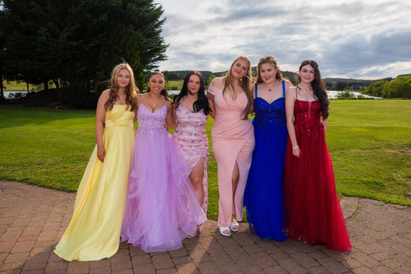 Sophie Kershaw, Millie Whittle, Summer McKenzie, Lorin McKay, Kaiya Sexton and Annabel Pirrie