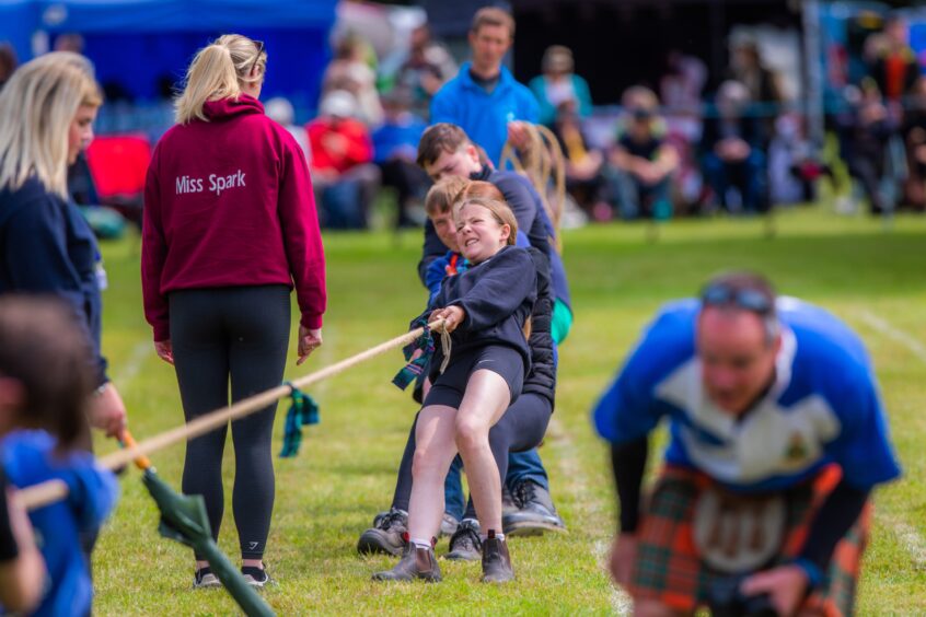 CR0053424 - Graham Brown Story - Angus area - Strathmore Highland Games 2025 - Picture shows scenes from the event --- Vlad Tulacek during the hammer throw -- Glamis Castle Grounds, Glamis - Sunday 8th June 2025 -- Image: Steve MacDougall/DC Thomson