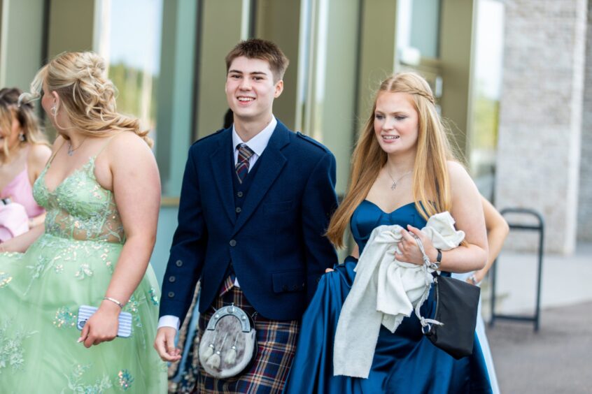 Pupils arrive for their prom