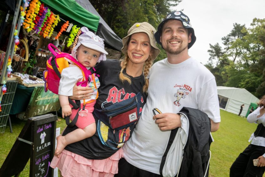 Little Violet with Mel Seath and Sandy Power from Dunfermline.