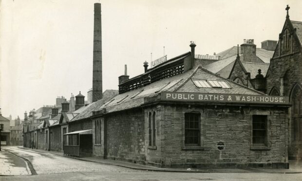 the exterior of Mill Street bath and washhouse in 1952.