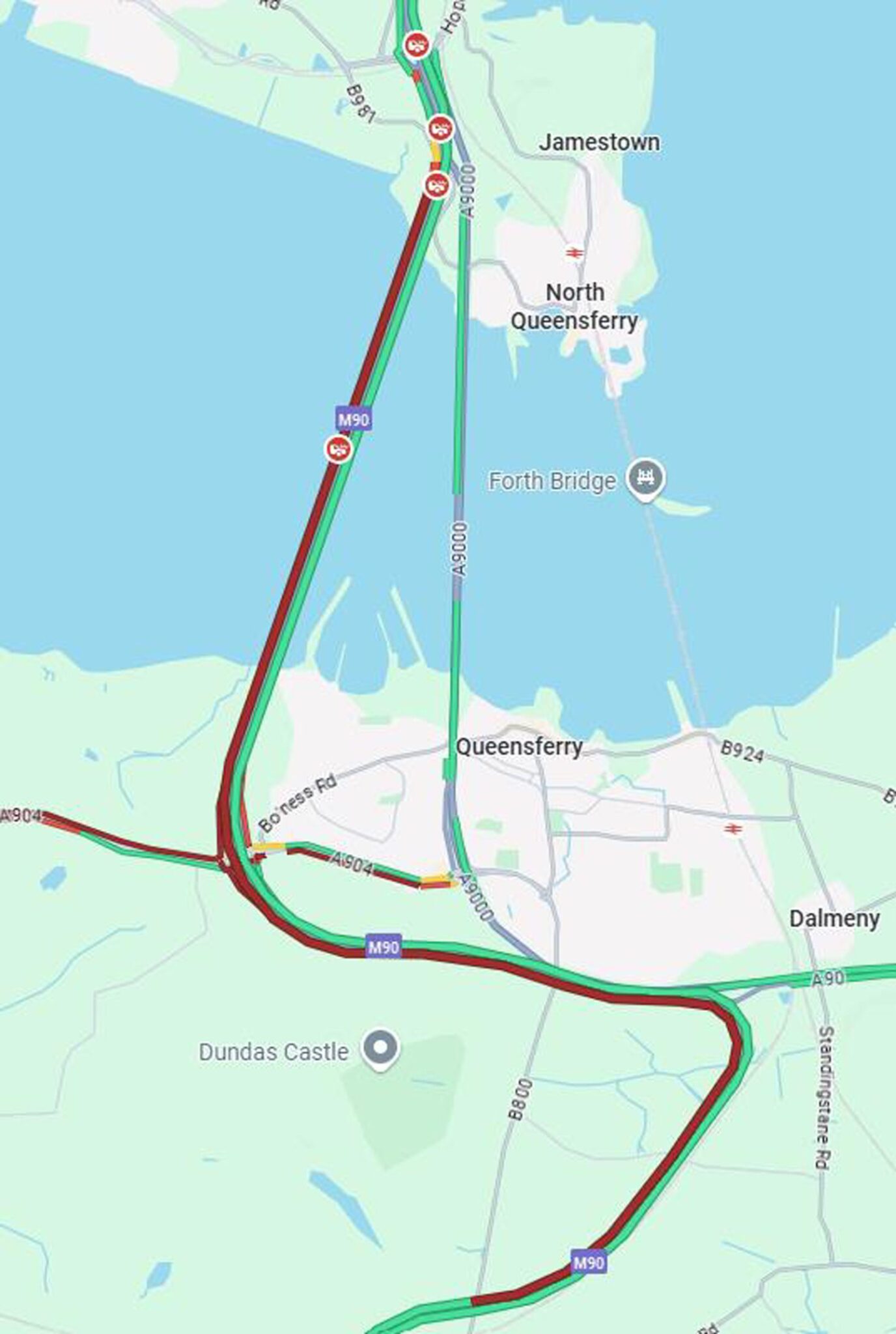 Delays on M90 as crash closes Queensferry Crossing northbound