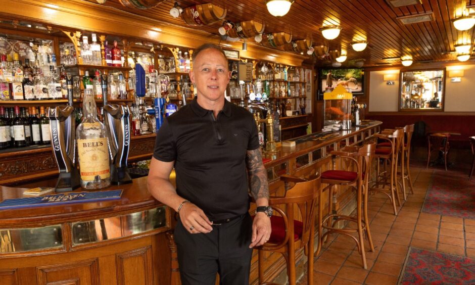 John with the 1960s bar that used to be in the Craigour in Dens Road. 