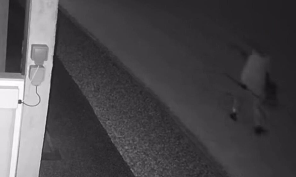 Man steals £5,000 worth of equipment from Leven driving range