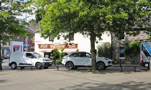 Pavement parking on the north side of Ancaster Square in Callander. Image: Alex Watson/DC Thomson