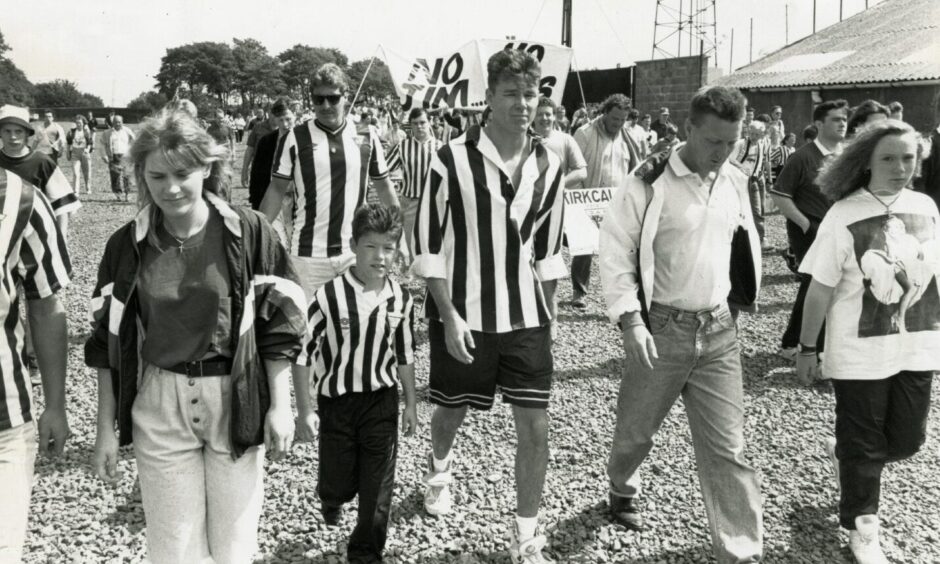 Stuart Adamson takes part in the Jim Leishman rally. Image: DC Thomson.