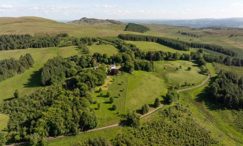 The landscape surrounding Cauldhame. 