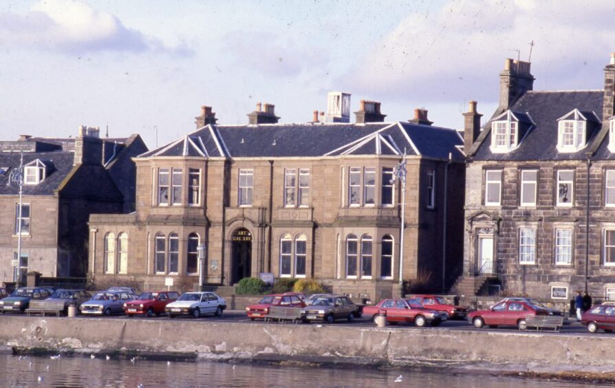 Ochar Gallery in Broughty Ferry before it was turned into a nursing home. 