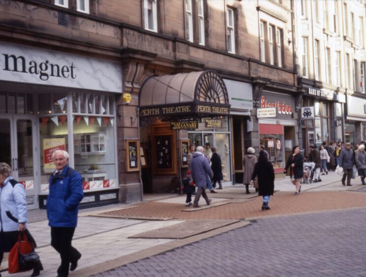 The entrance to Perth Theatre in 1990. 