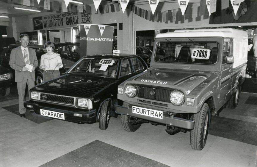 Vehicles for sale at Wellington Garage in June 1982.
