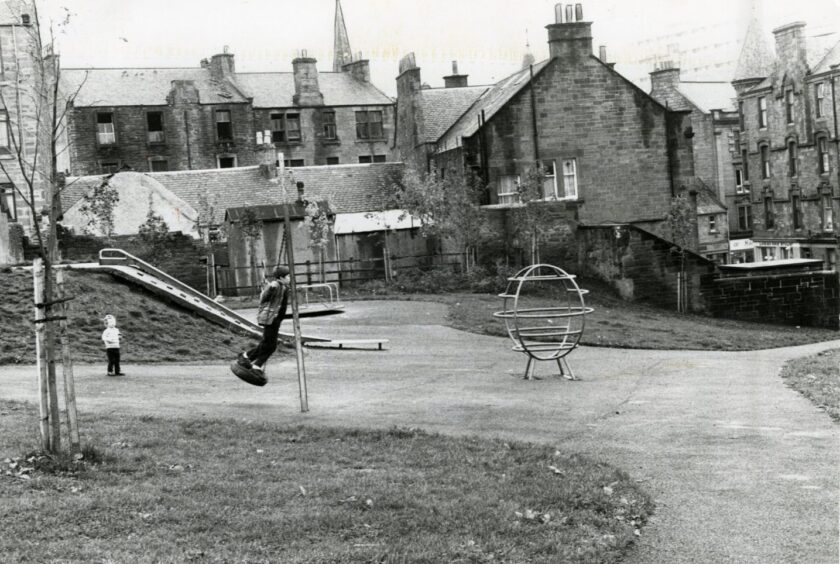 Rosebank street playground in October 1982. 