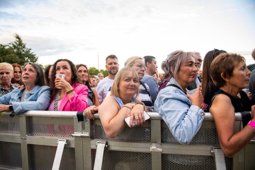 Fans in the front row for Tom Jones in Dundee.