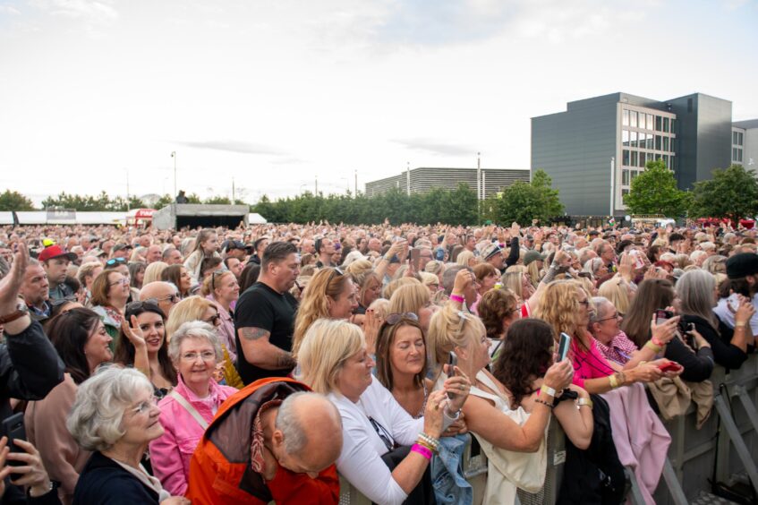 Tom Jones was welcomed by a massive Dundee crowd.