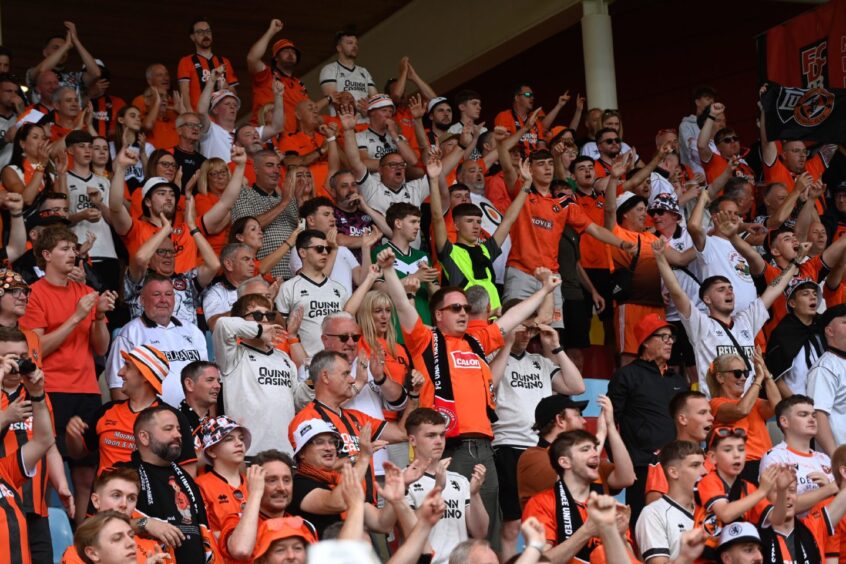 Dundee United were roared on by a fantastic backing in Differdange.