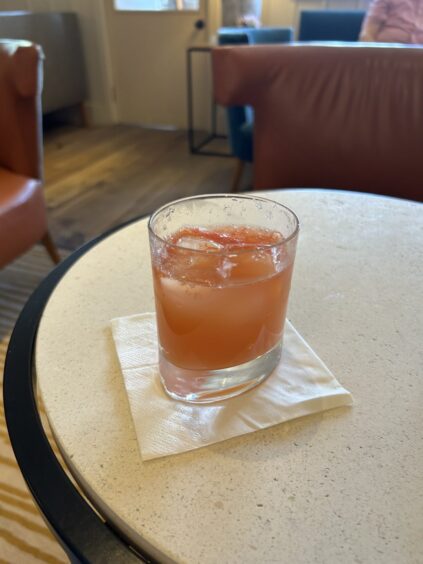 The grapefruit paloma.