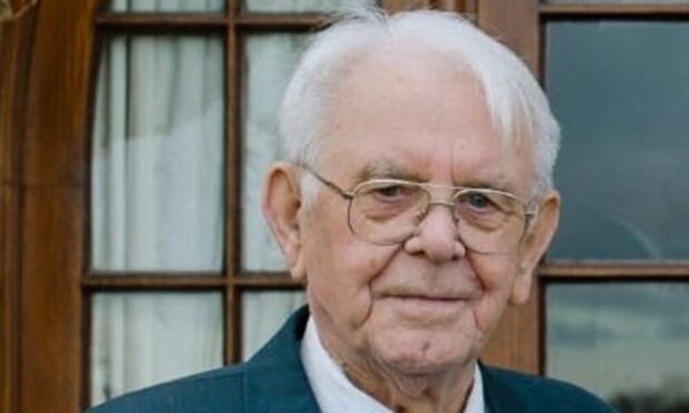 Perthshire junior football newspaper legend Rab Gray has died at 94. Image: Susan Brian