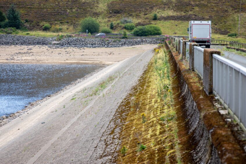 Backwater dam near Kirriemuir.