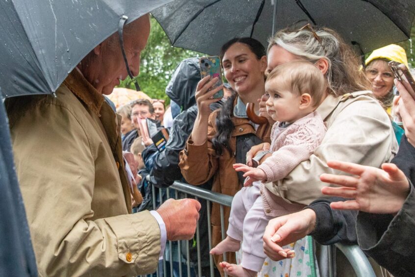 The King meets a young fan